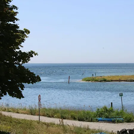 Semesterbostad Charming Harbour House With Sea Views *